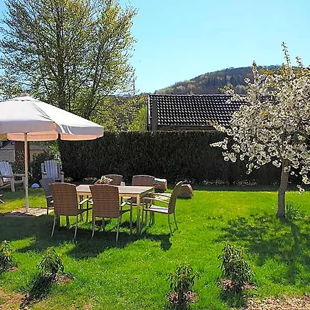 Eifelbluemchen Mini-hôtel *