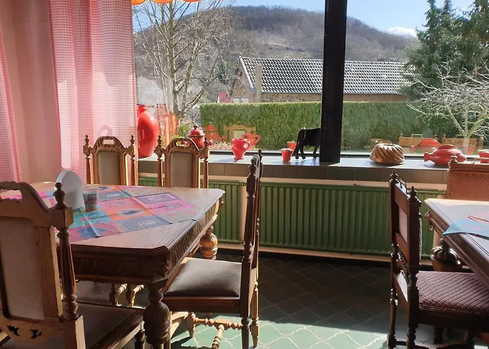 Eifelbluemchen Han/Misafirhane *